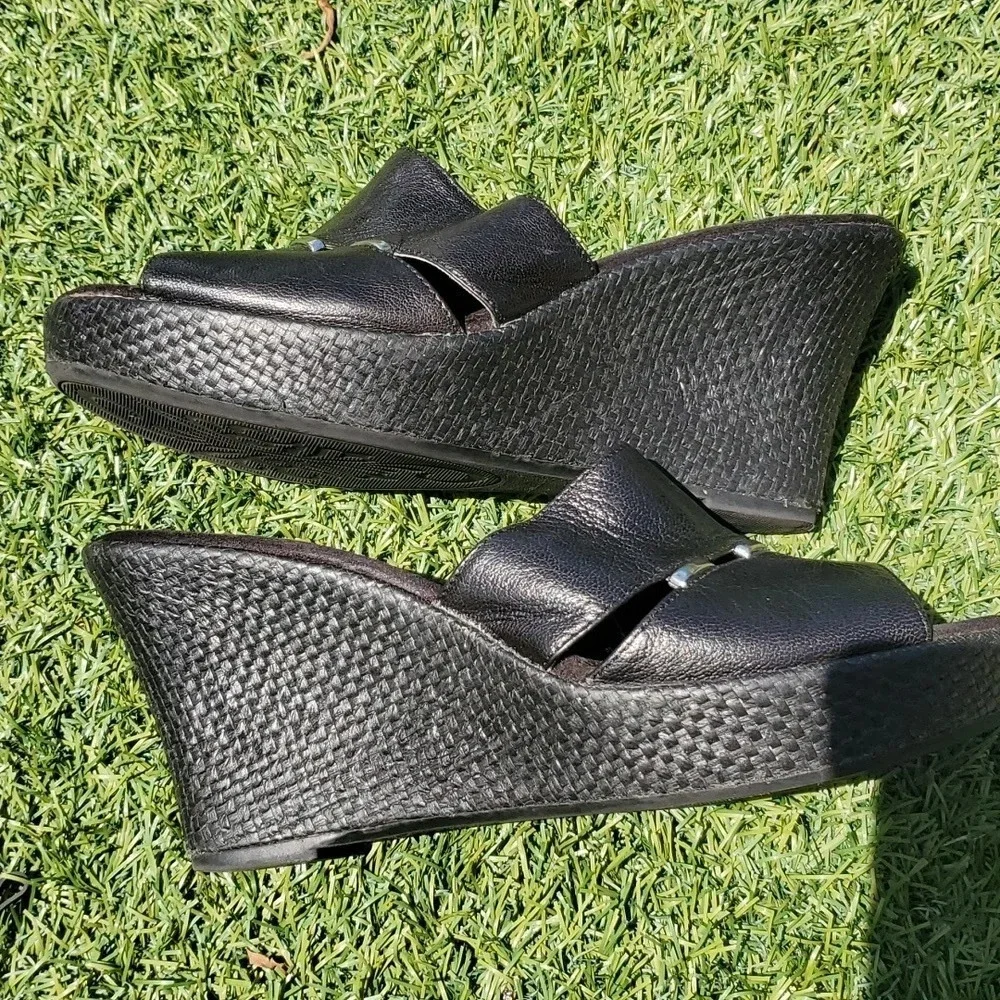 Bass Wedge Womens Shoes